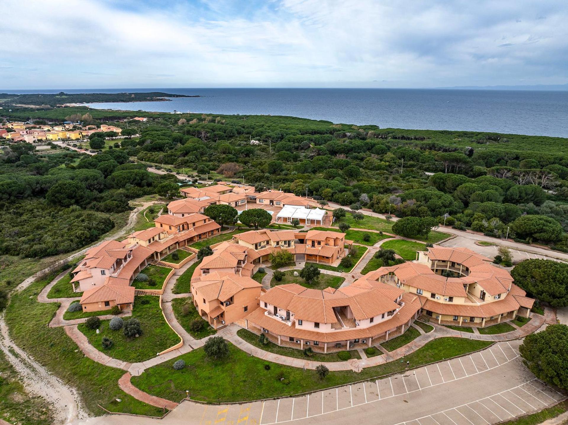 Residence Pierre & Vacances Vignola Mare 外观 照片